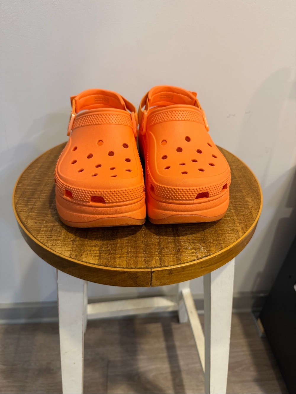 CROCS Clog in Bright Orange